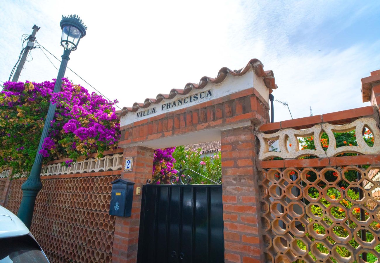 Villa a Nerja - Villa Francisca by Casasol