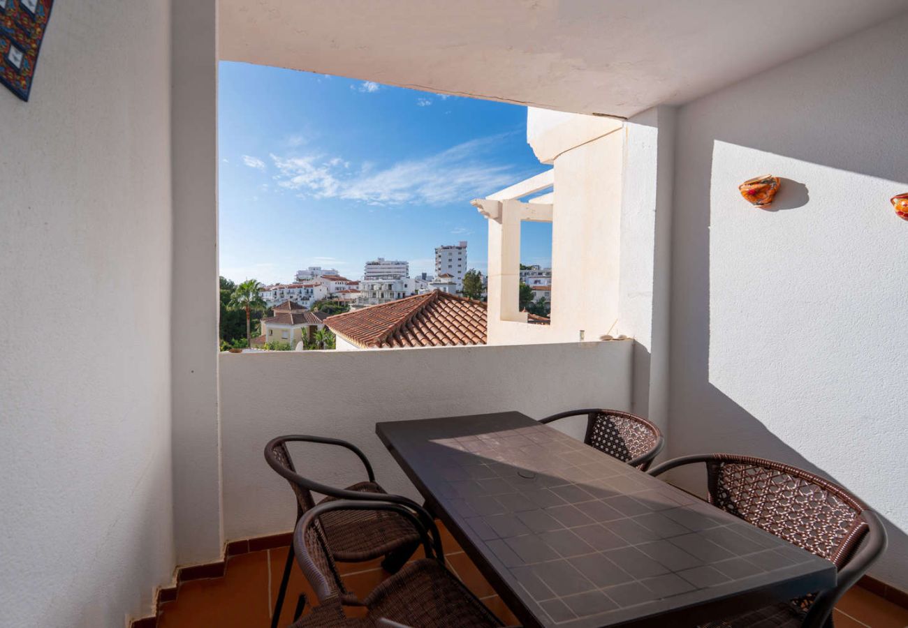 Appartamento a Nerja - Appartamento Valparaiso 1B a Playa Burriana con piscina e 2 bagni