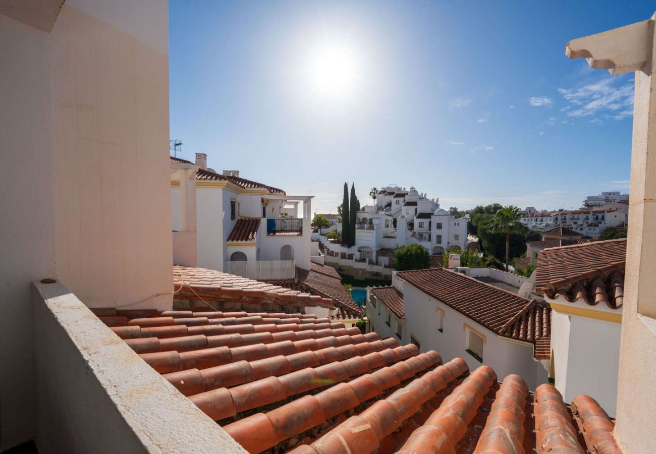 Appartamento a Nerja - Appartamento Valparaiso 1B a Playa Burriana con piscina e 2 bagni