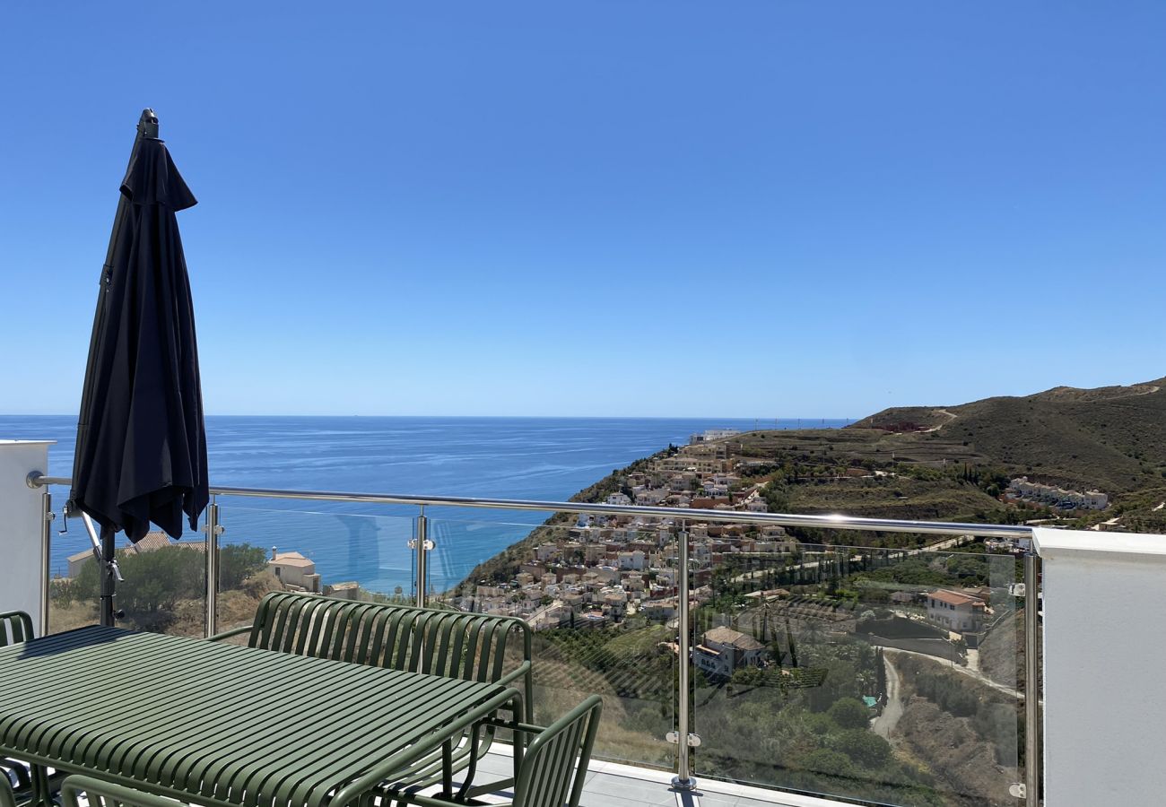 Appartamento a Nerja - Penthouse Balcon del Mar Deluxe 3: Attico con 100m² di terrazza e vista mare