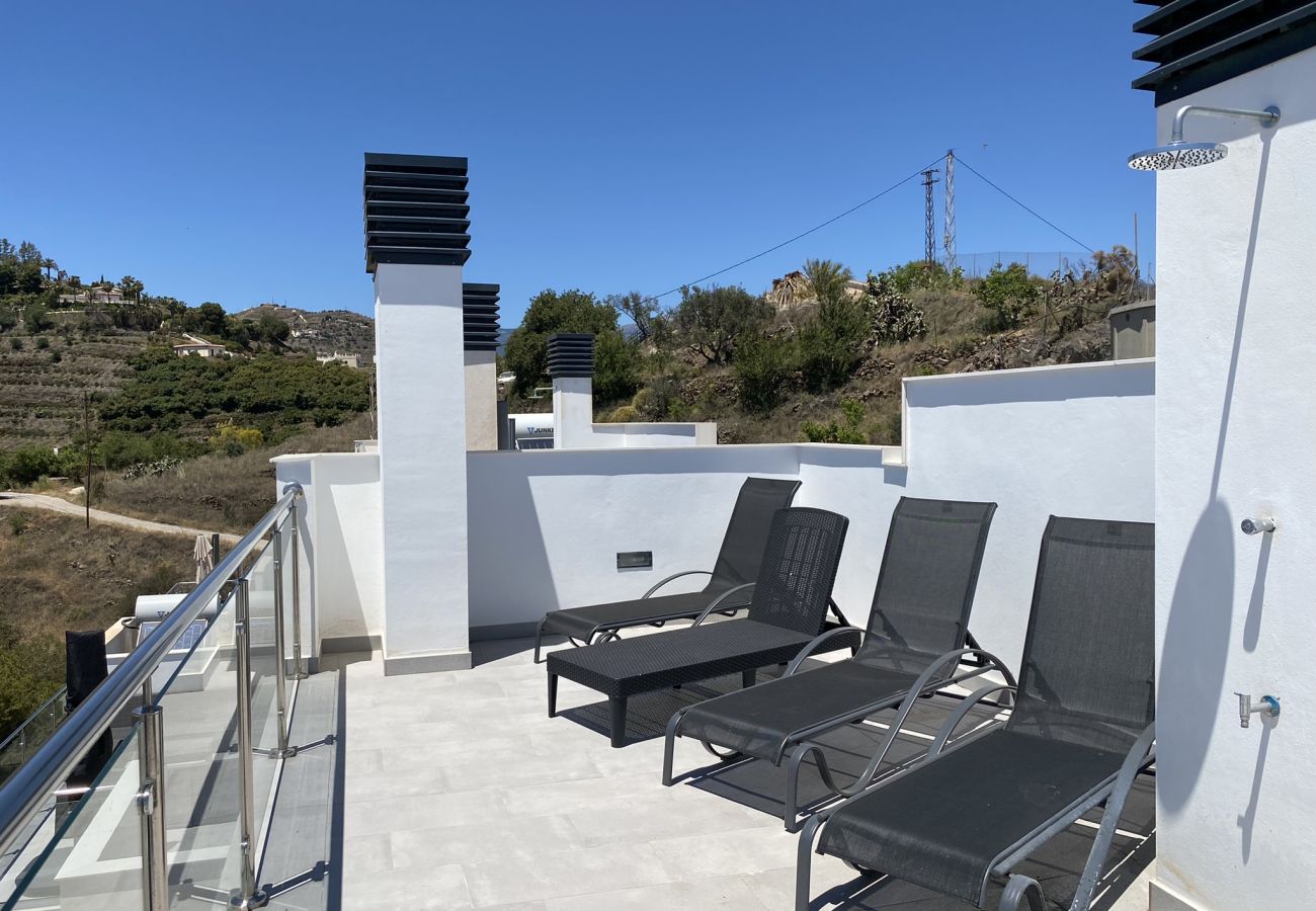 Appartamento a Nerja - Penthouse Balcon del Mar Deluxe 3: Attico con 100m² di terrazza e vista mare