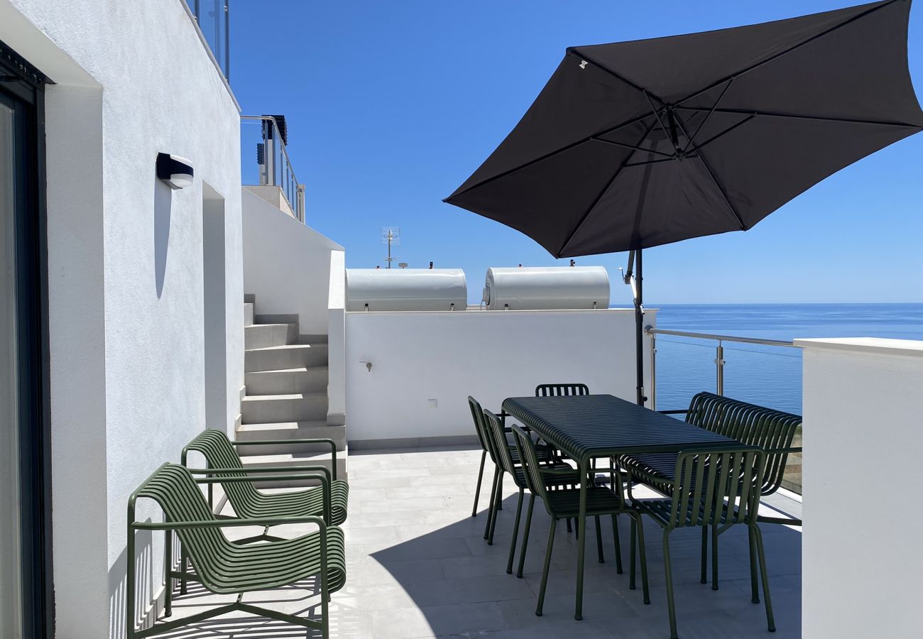 Appartamento a Nerja - Penthouse Balcon del Mar Deluxe 3: Attico con 100m² di terrazza e vista mare