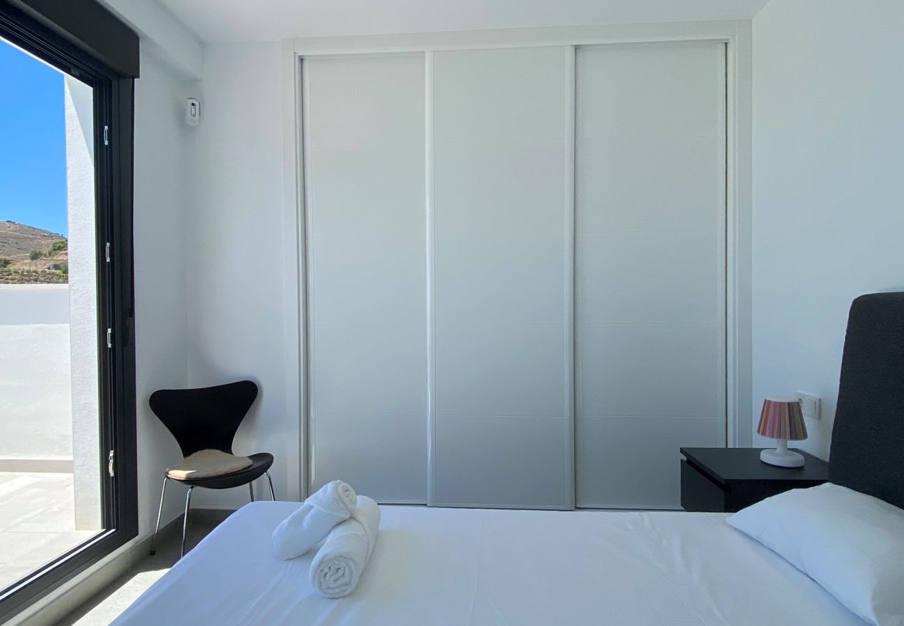 Appartamento a Nerja - Penthouse Balcon del Mar Deluxe 3: Attico con 100m² di terrazza e vista mare