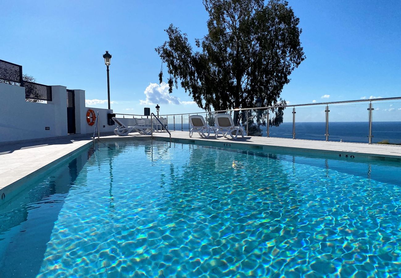 Appartamento a Nerja - Penthouse Balcon del Mar Deluxe 3: Attico con 100m² di terrazza e vista mare