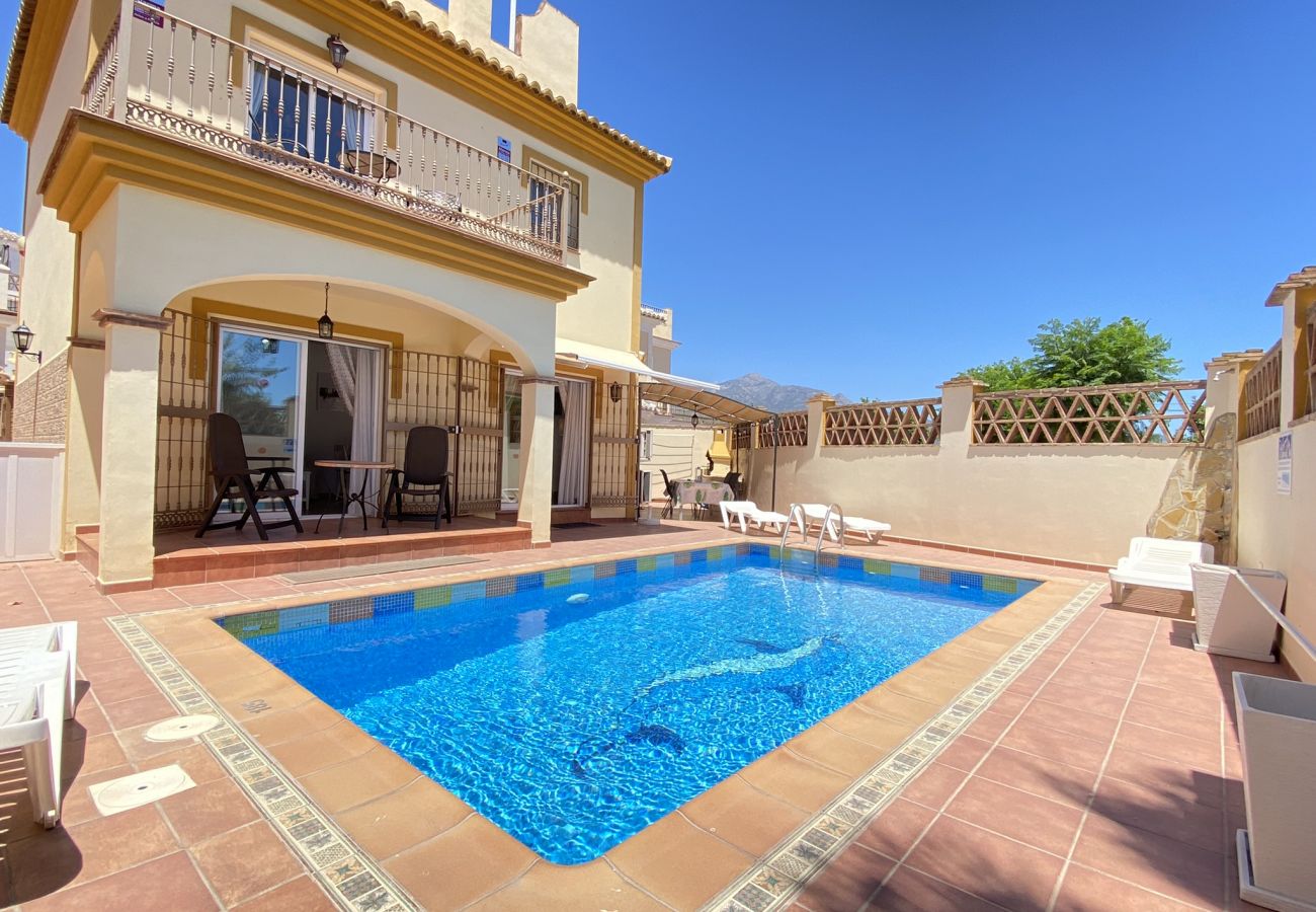 Villa a Nerja - Villa Madrid Private Pool by Casasol