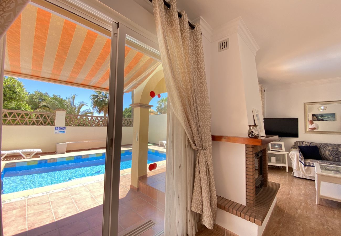 Villa a Nerja - Villa Madrid Private Pool by Casasol