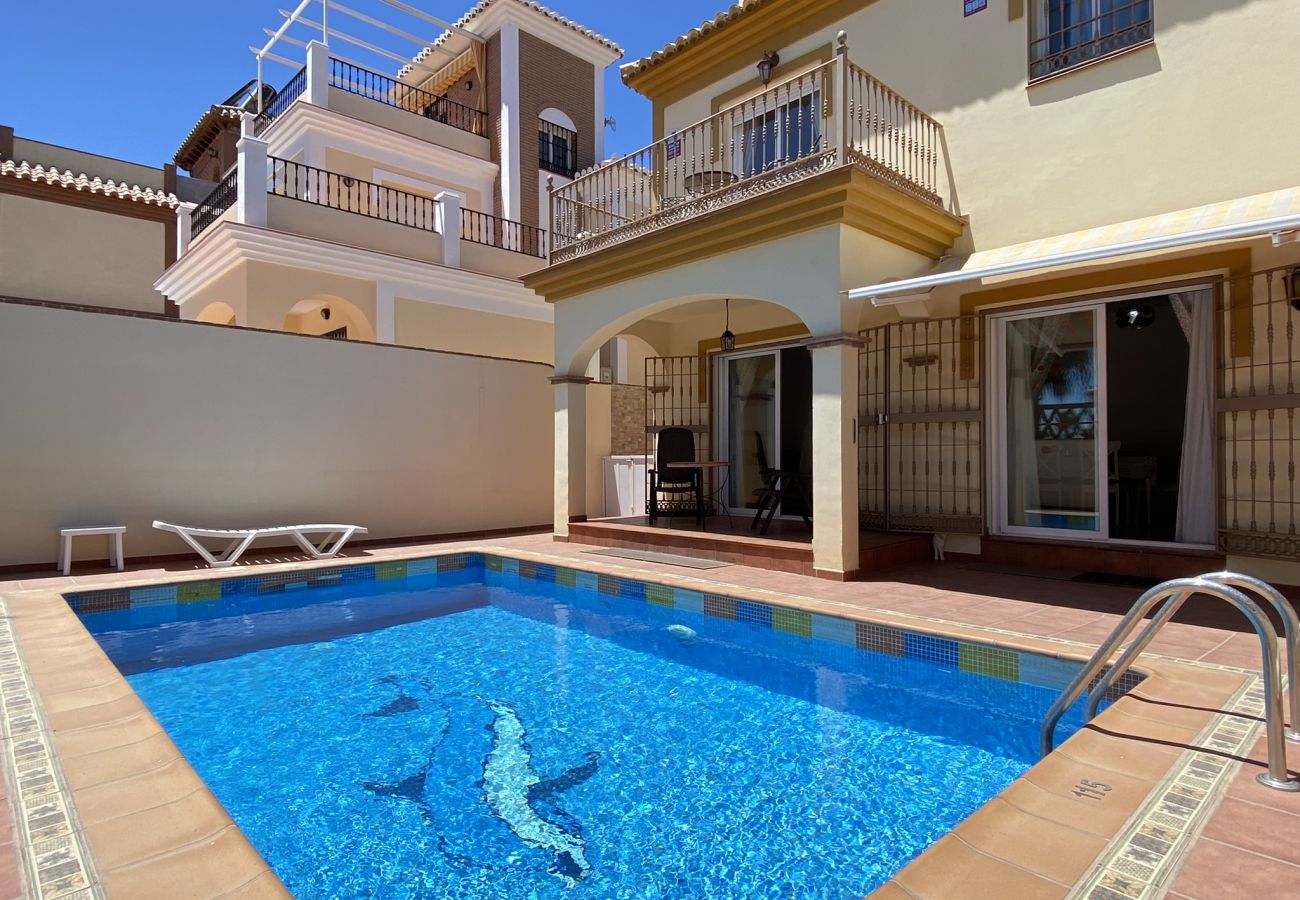 Villa a Nerja - Villa Madrid Private Pool by Casasol