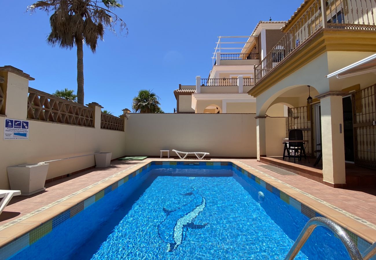 Villa a Nerja - Villa Madrid Private Pool by Casasol