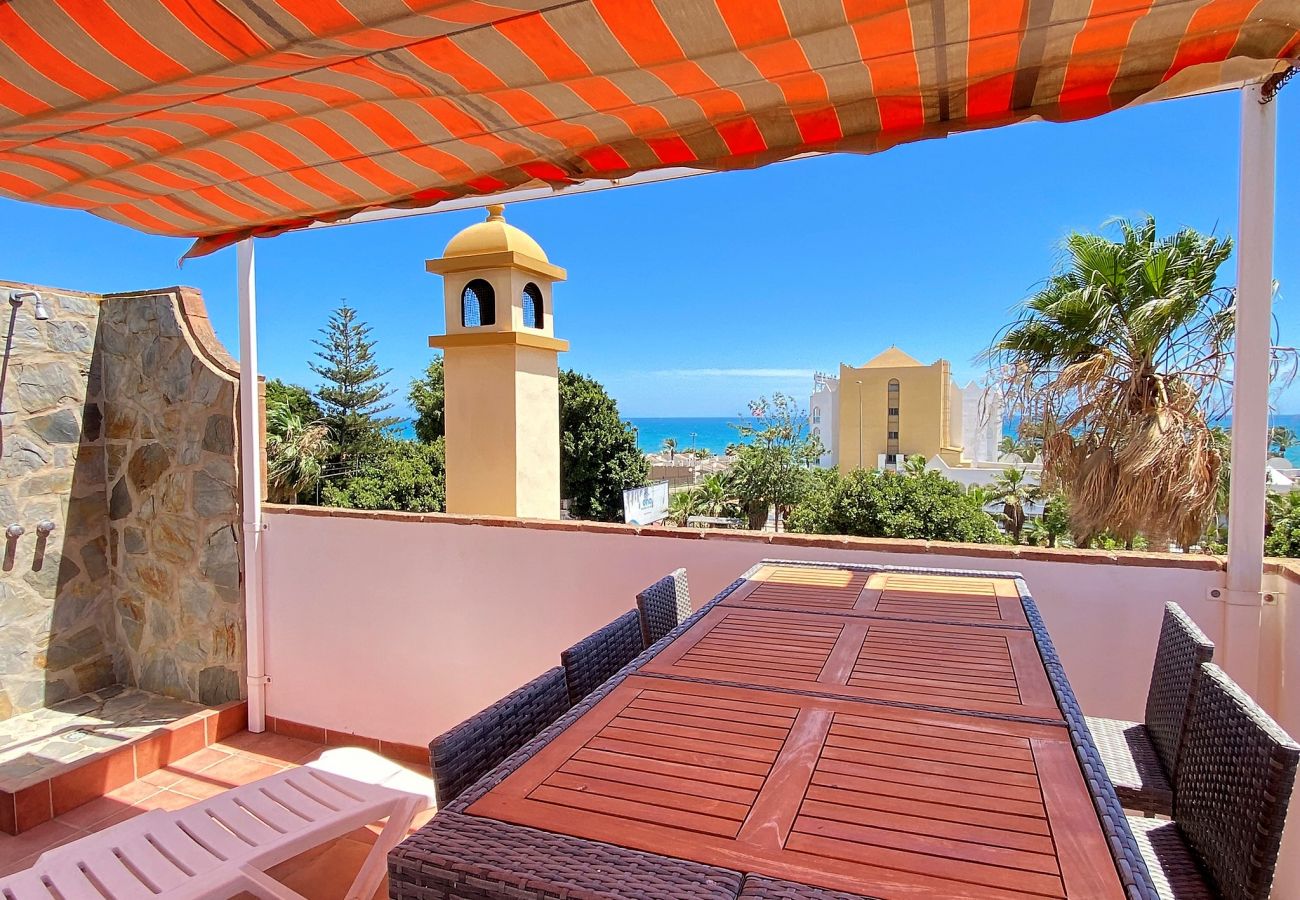 Villa a Nerja - Villa Madrid Private Pool by Casasol