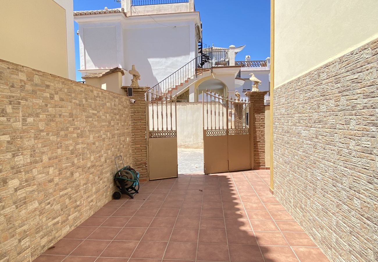 Villa a Nerja - Villa Madrid Private Pool by Casasol