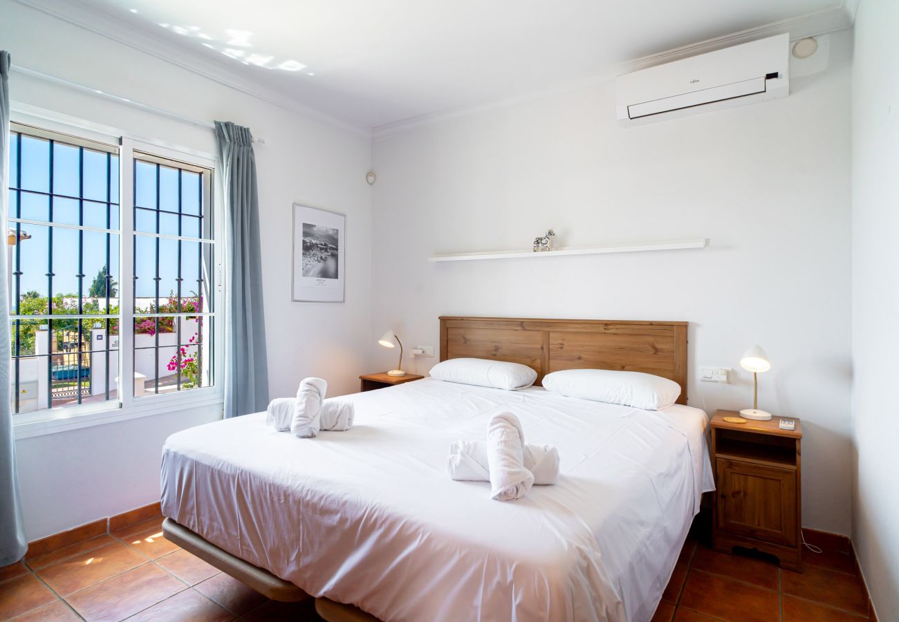 Villa a Torrox Costa - Villa Calidum: Villa con Piscina Privata a Nerja