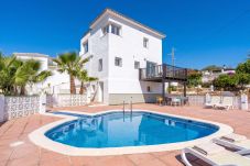 Villa a Nerja - Villa Mauri Private Pool by Casasol
