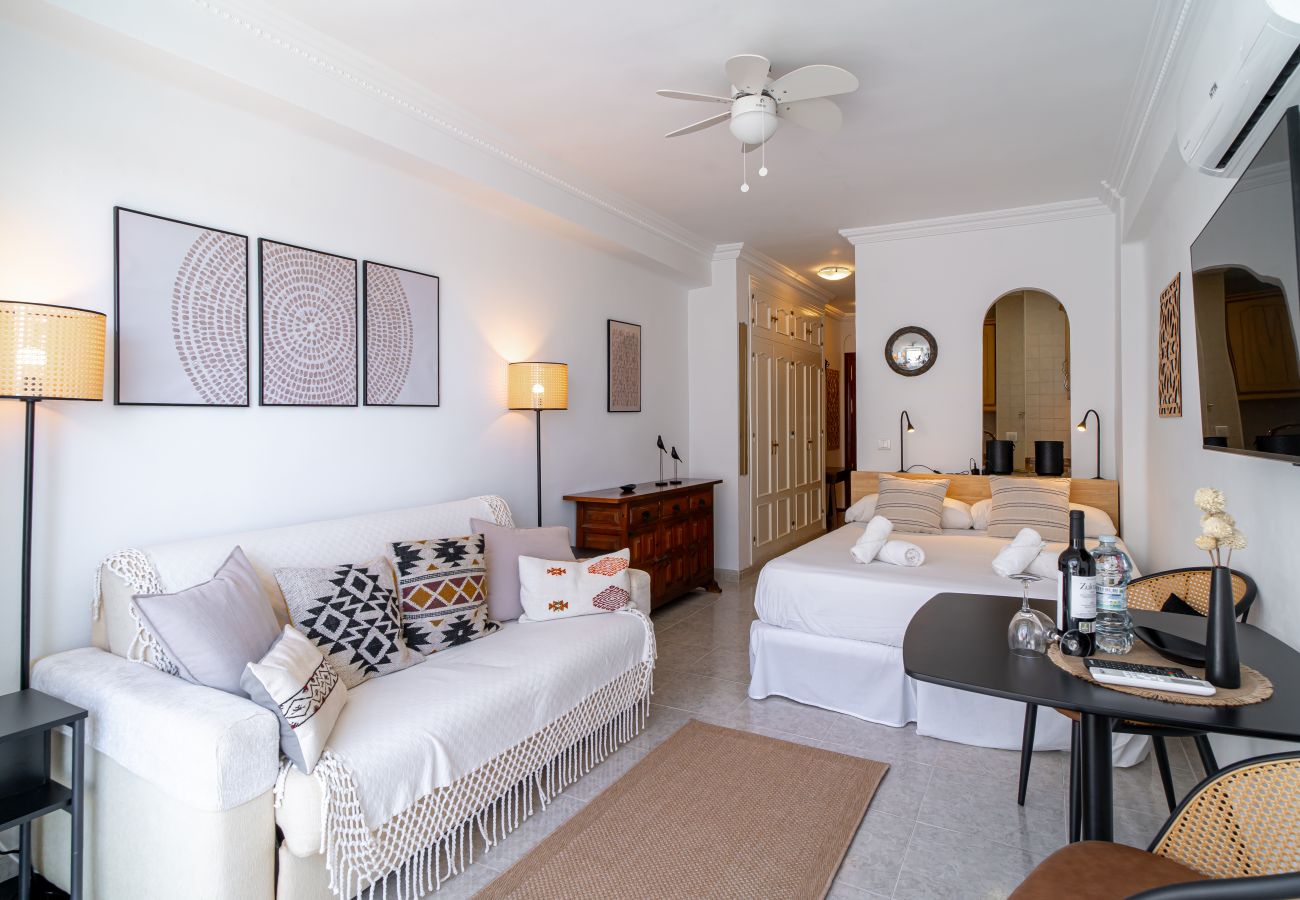 Studio a Nerja - Urban Alhambra Studio by Casasol