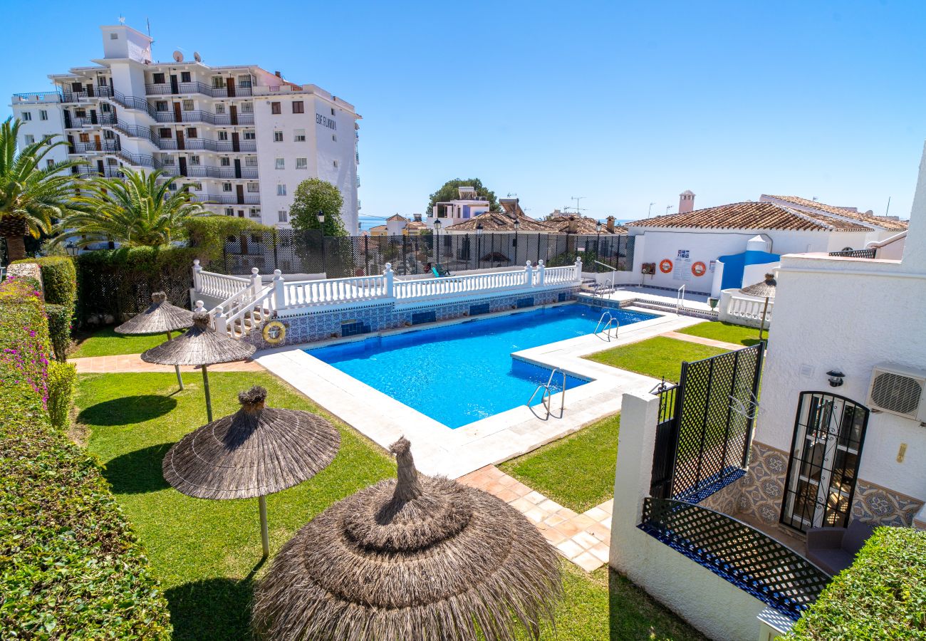 Appartamento a Nerja - Verano Azul Seasun 90B by Casasol