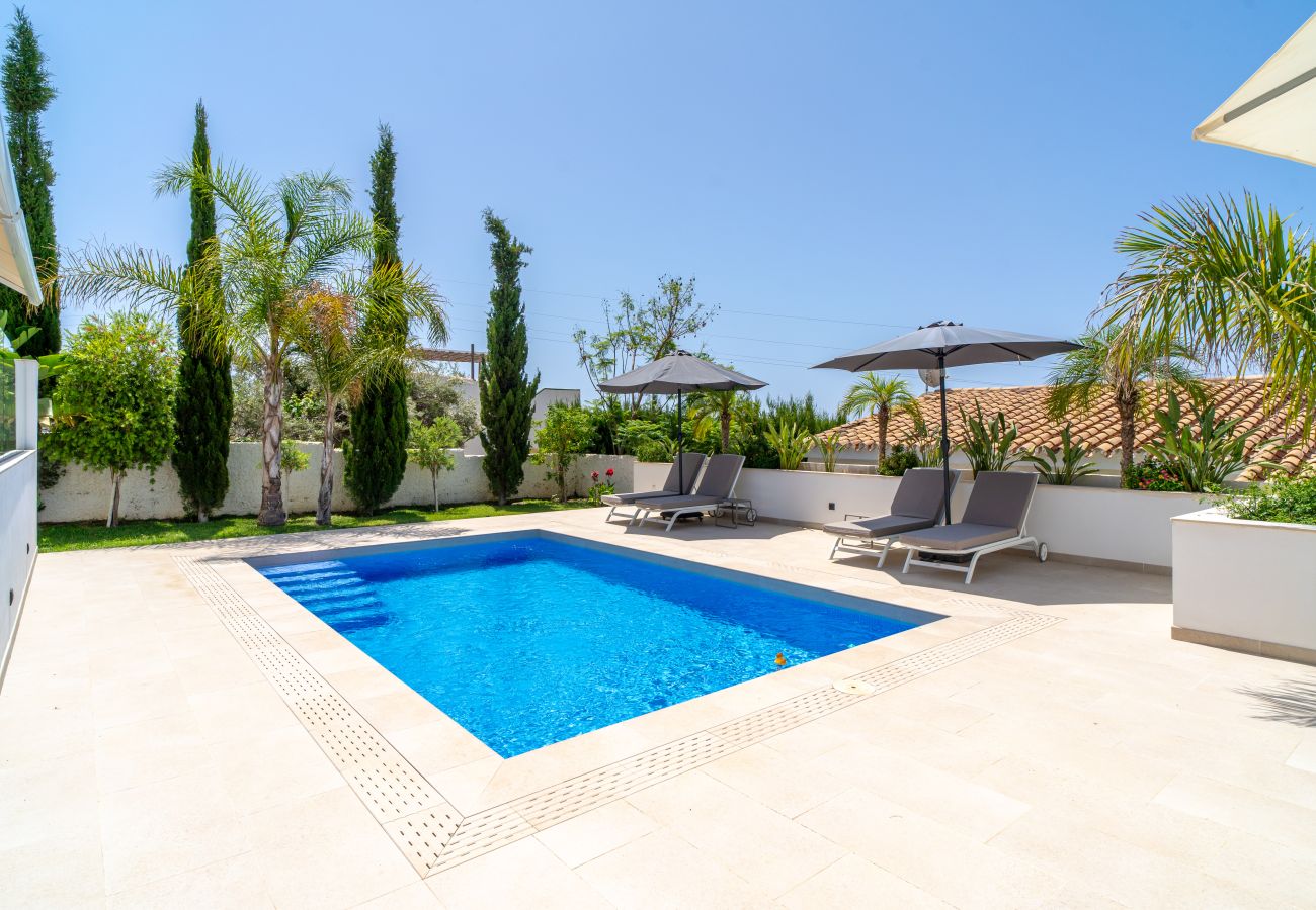 Villa a Nerja - Villa Grand Pool Terrace by Casasol