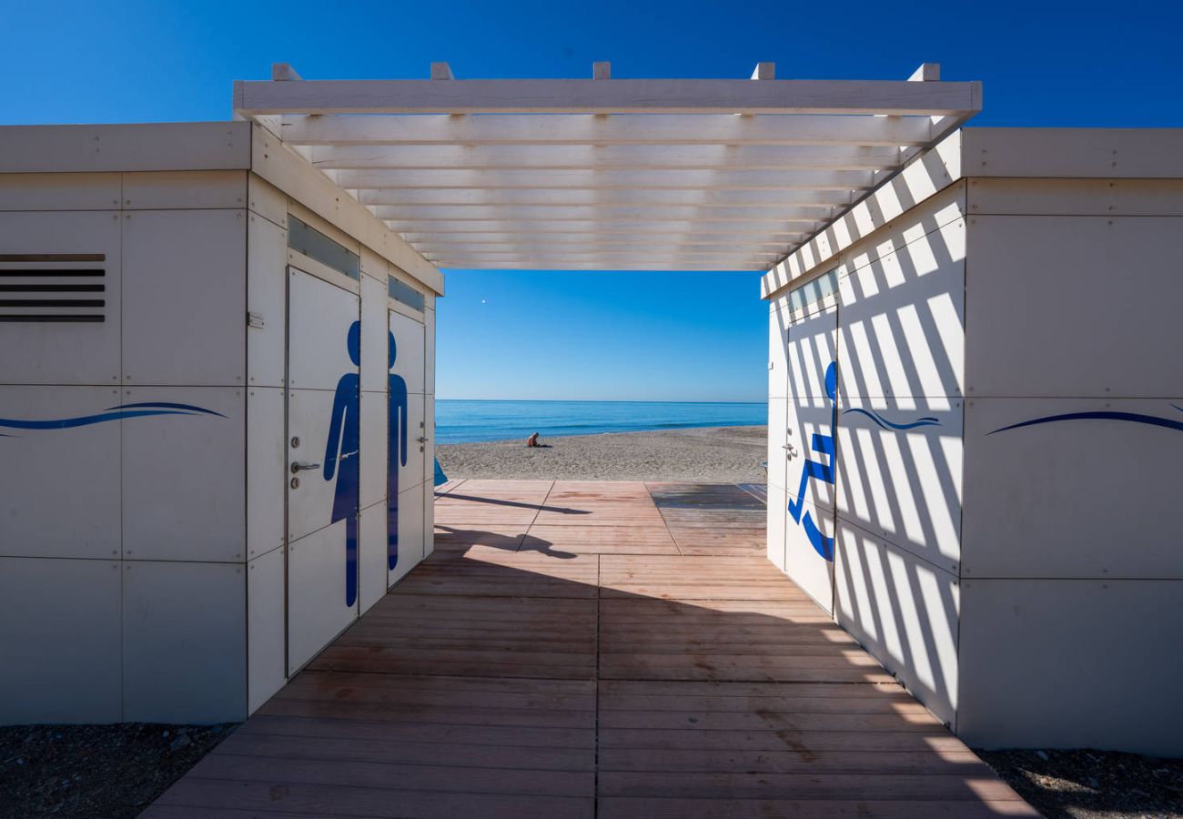 Appartamento a Nerja - Stella Maris Nerja Beachfront Apartment, Sea View 