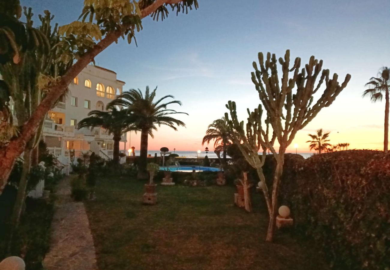 Appartamento a Nerja - Stella Maris Nerja Beachfront Apartment, Sea View 