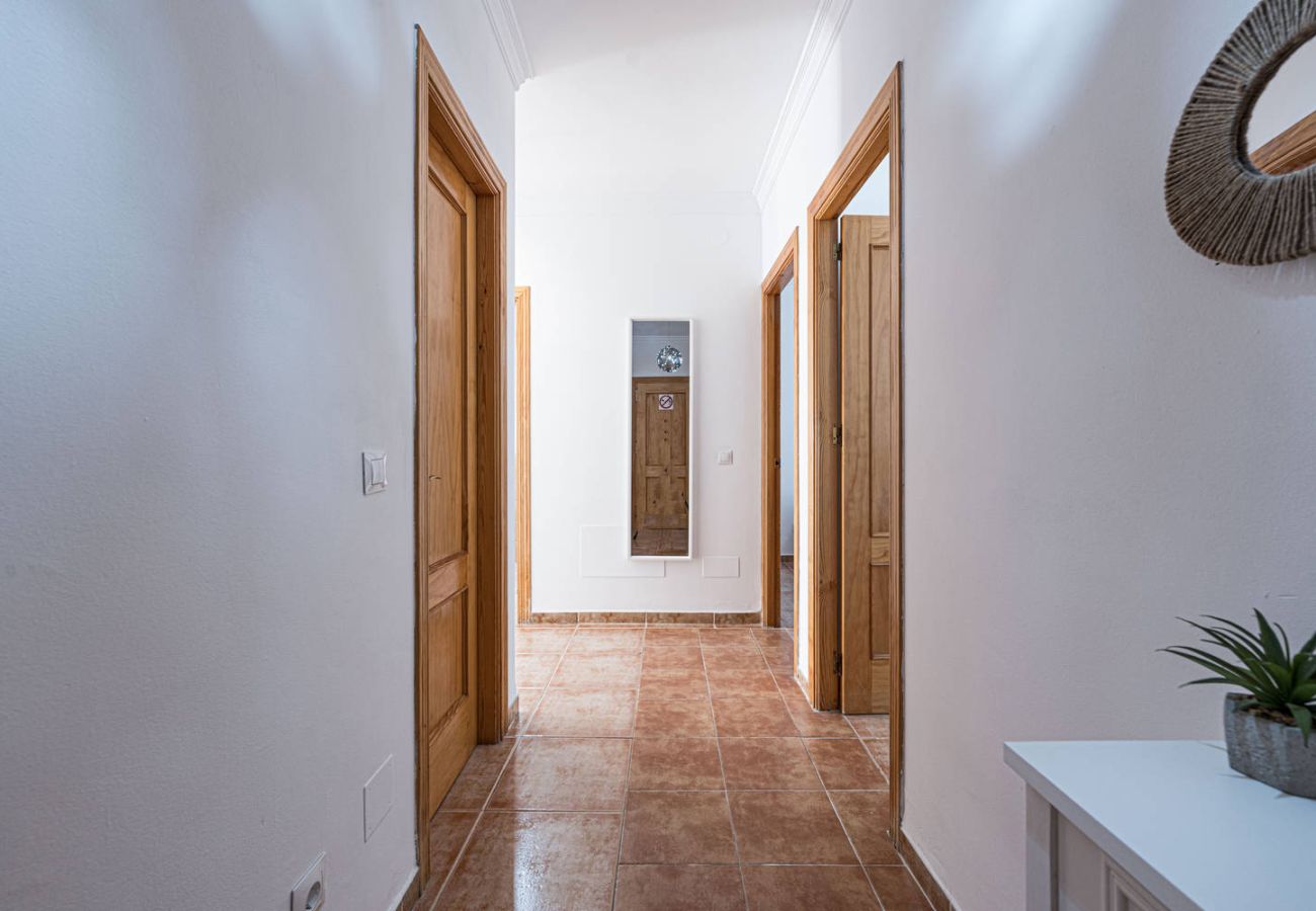 Appartamento a Nerja - Torrecilla Urban Beach Nerja: Appartamento Moderno con Piscina sul Tetto