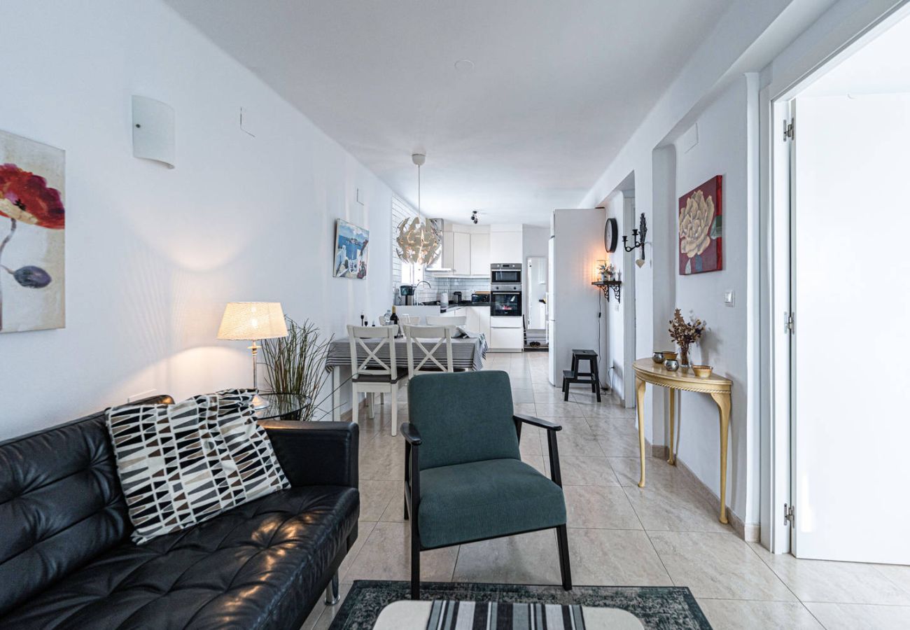 Soggiorno con divano confortevole