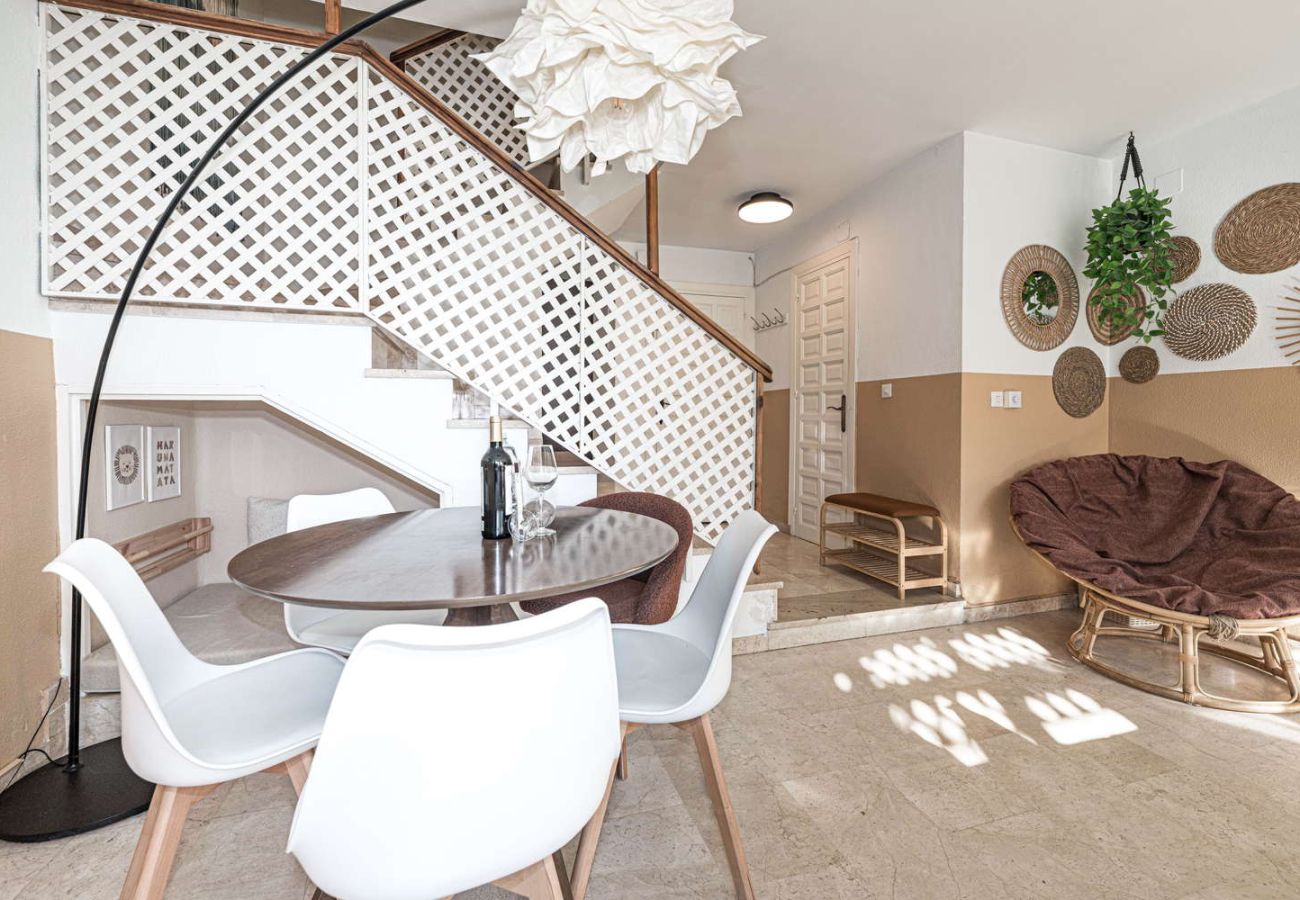 Appartamento a Nerja - Casa Lena Verano Azul Nerja: Duplex per Famiglie con Vista Mare