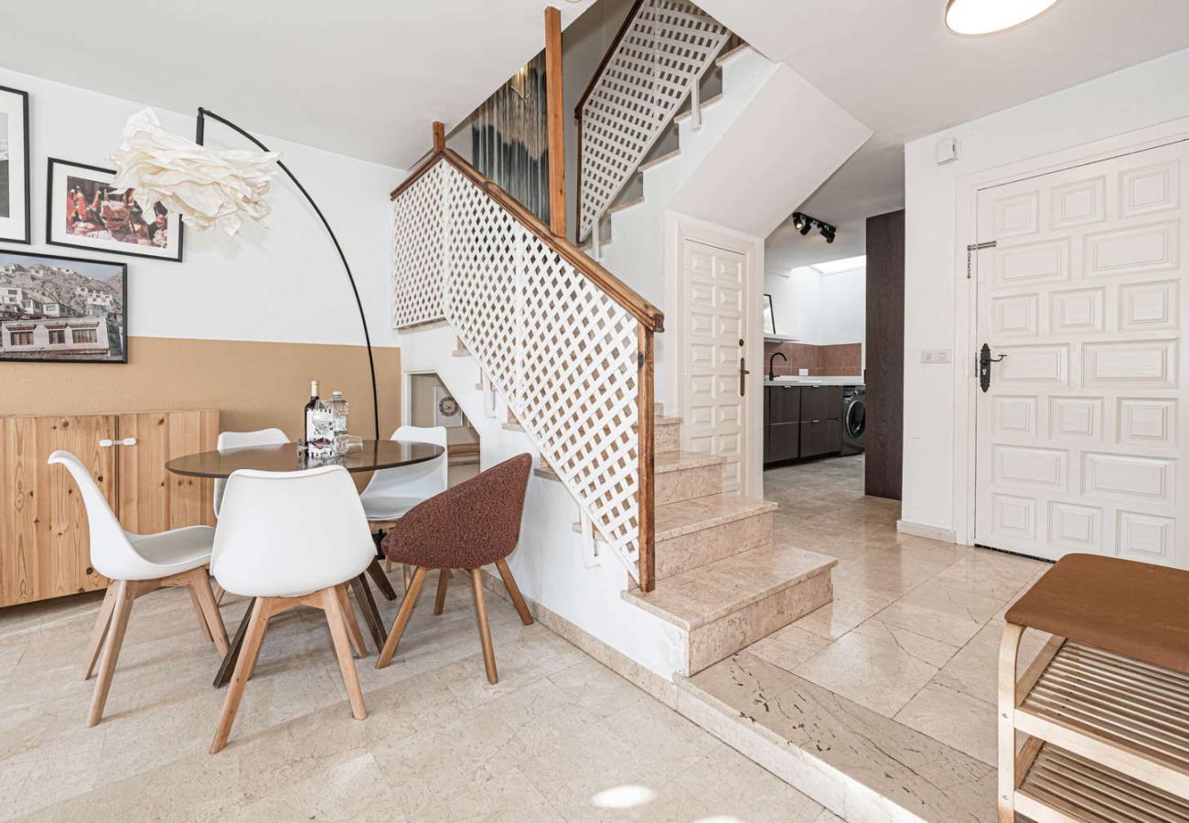 Appartamento a Nerja - Casa Lena Verano Azul Nerja: Duplex per Famiglie con Vista Mare