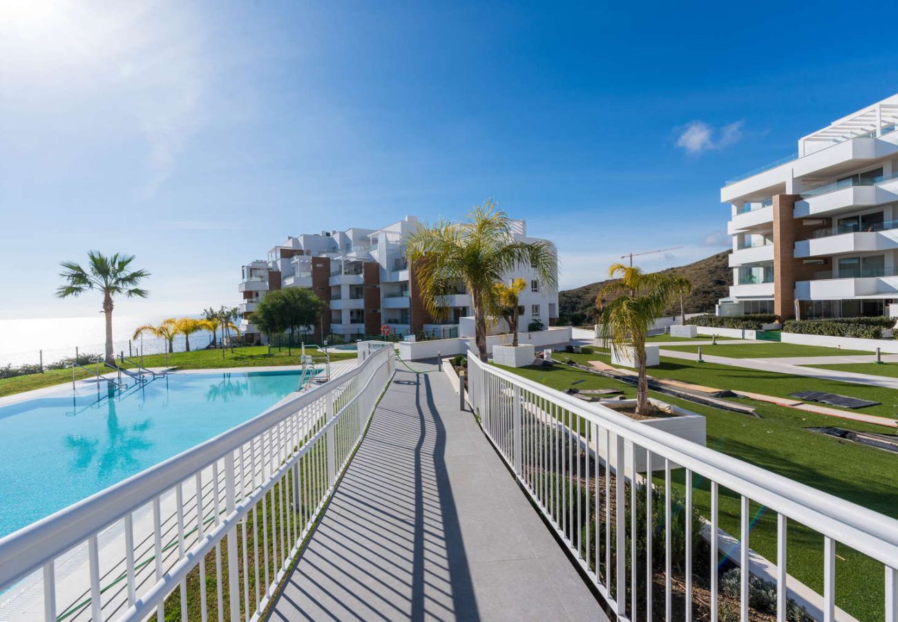 Appartamento a Torrox Costa - Isea Calaceite 1111: Appartamento di Lusso con Vista Mare e Piscina