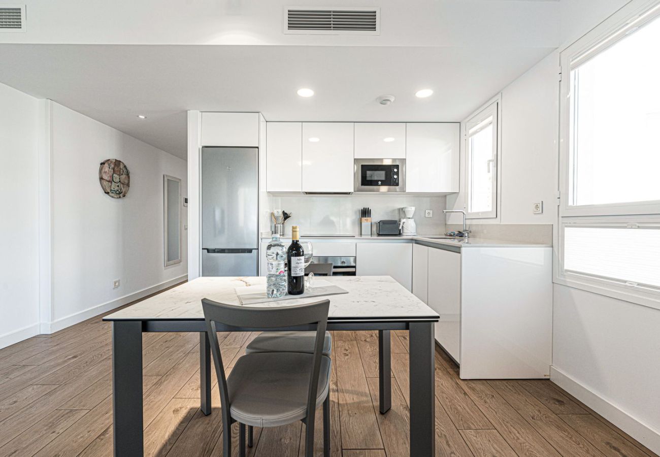 Appartamento a Torrox Costa - Isea Calaceite 1111: Appartamento di Lusso con Vista Mare e Piscina