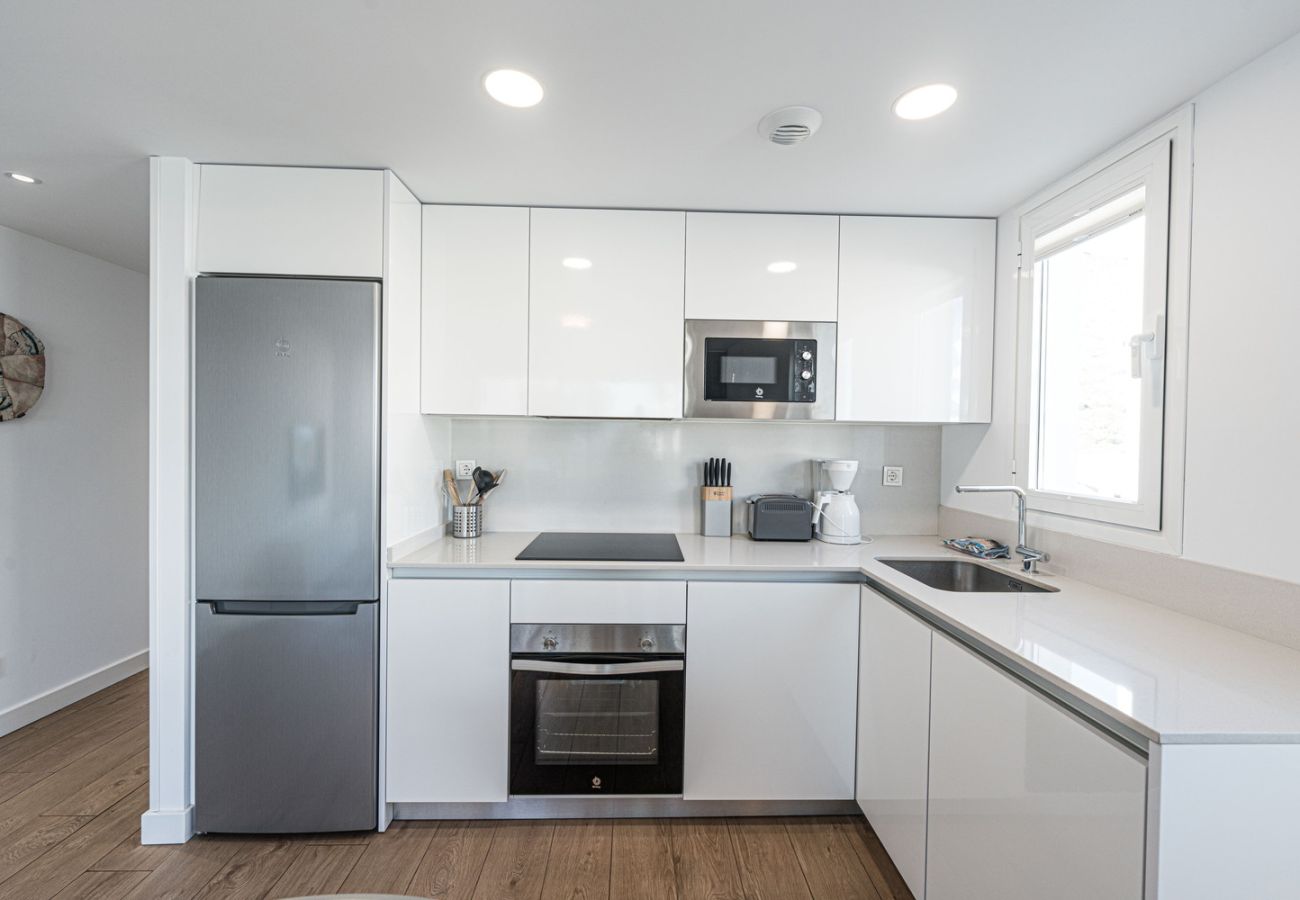 Appartamento a Torrox Costa - Isea Calaceite 1111: Appartamento di Lusso con Vista Mare e Piscina