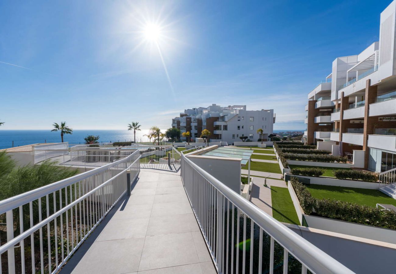 Appartamento a Torrox Costa - Isea Calaceite 1111: Appartamento di Lusso con Vista Mare e Piscina