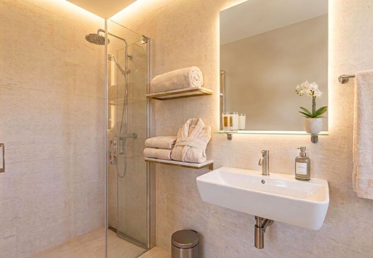 Casa a schiera a Nerja - Casa Lavanda – Casa vacanze a Nerja con vista mare e piscina