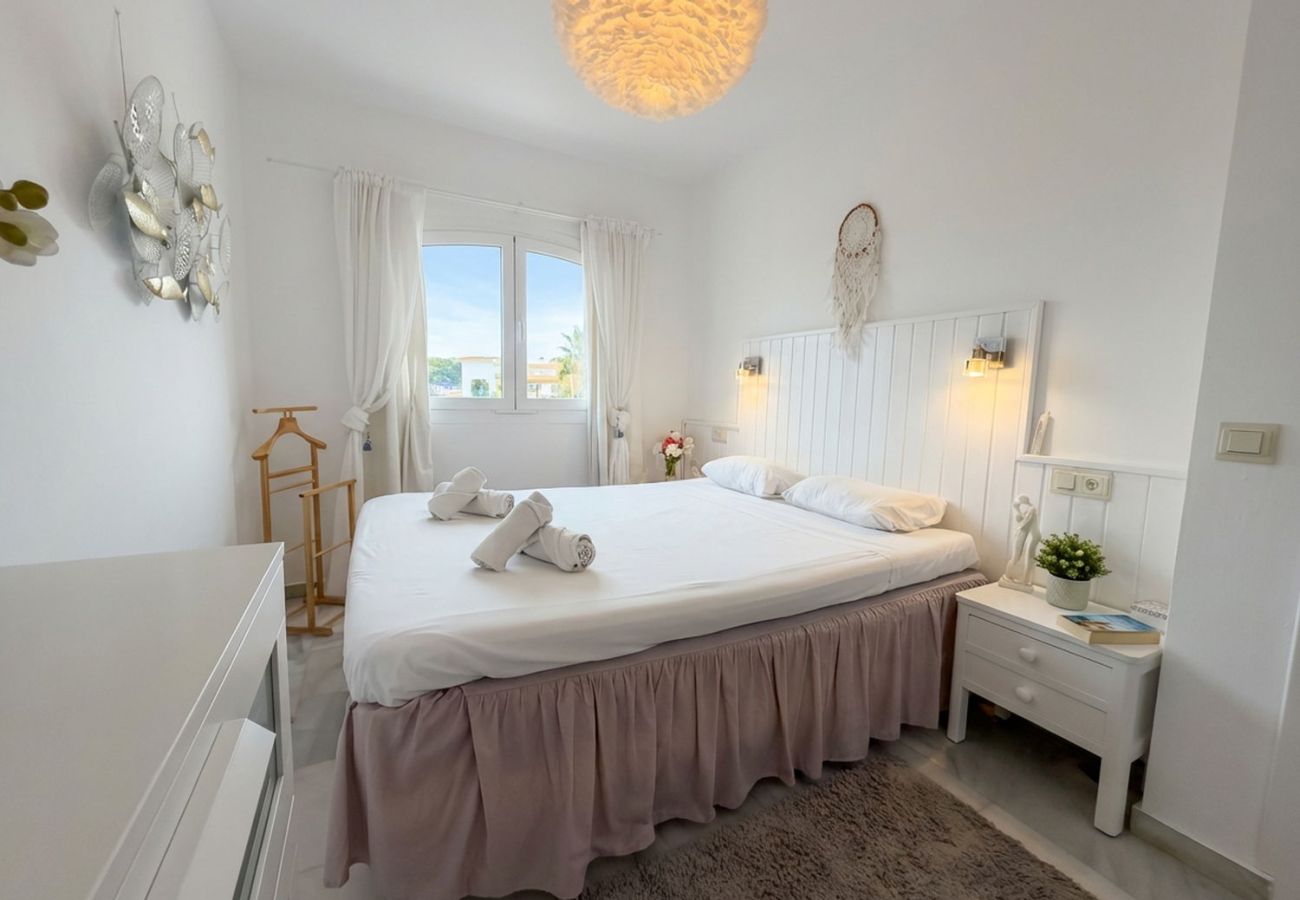 Appartamento a Nerja - Appartamento Casa Monica a Verano Azul: Vista Mare e Solarium sul tetto