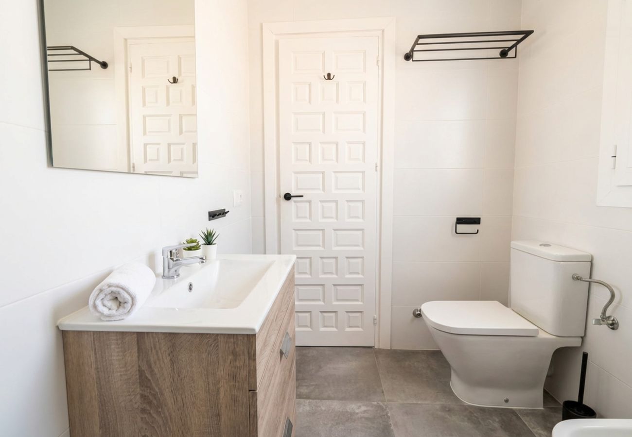 Appartamento a Nerja - Appartamento Casa Monica a Verano Azul: Vista Mare e Solarium sul tetto