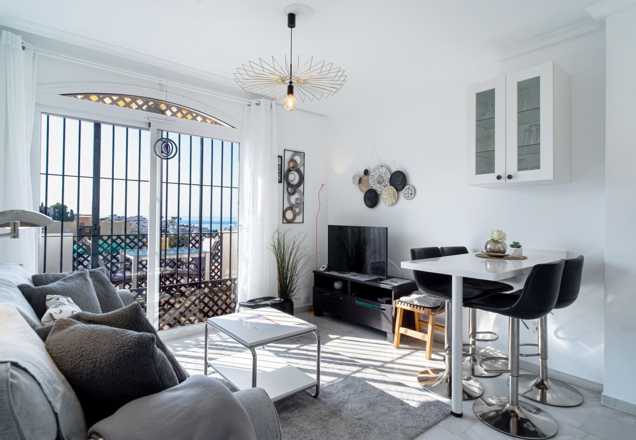 Appartamento a Nerja - Appartamento Casa Monica a Verano Azul: Vista Mare e Solarium sul tetto