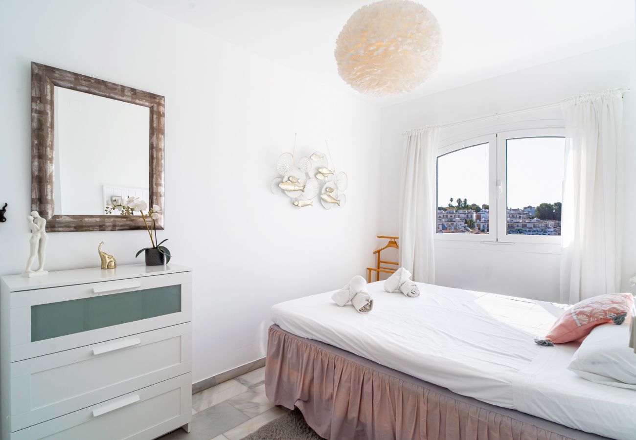 Appartamento a Nerja - Appartamento Casa Monica a Verano Azul: Vista Mare e Solarium sul tetto