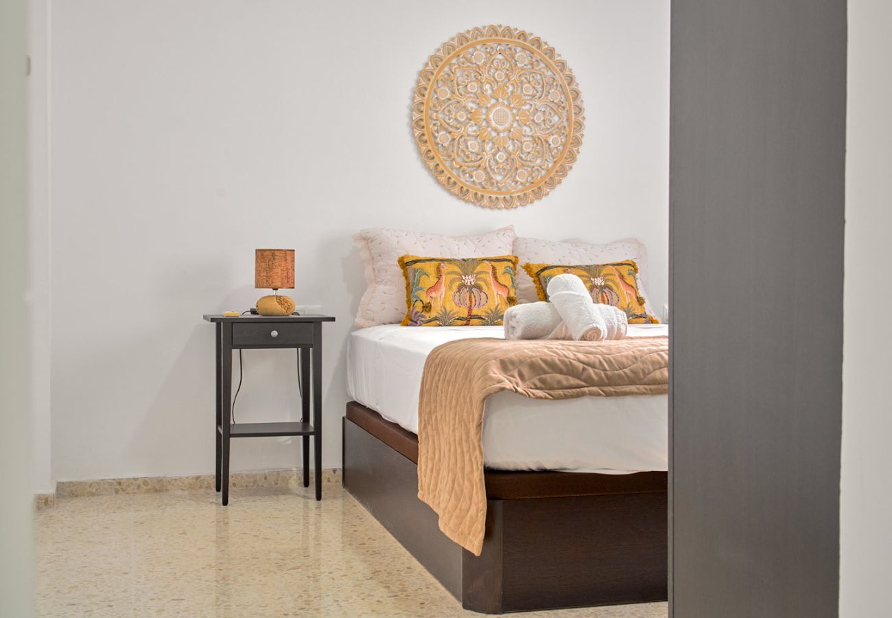 Camera matrimoniale principale nell'appartamento Tucuman 3, centro di Nerja.