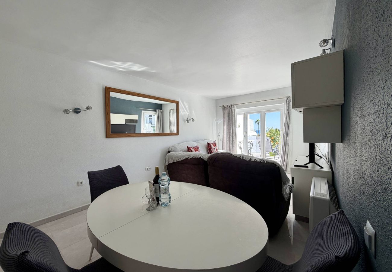 Appartamento a Nerja - Ferienwohnung Tropicana 6C in Nerja mit Meerblick