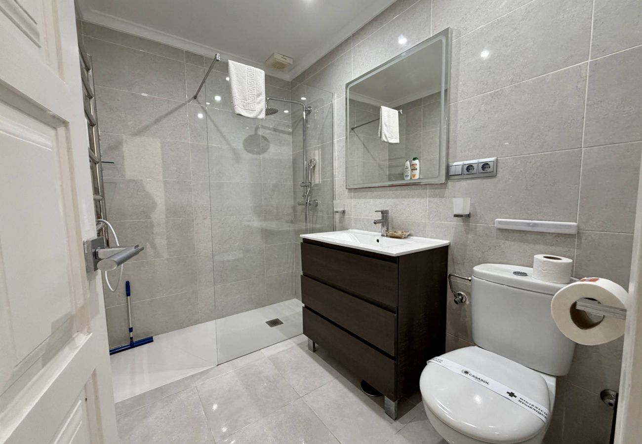 Appartamento a Nerja - Ferienwohnung Tropicana 6C in Nerja mit Meerblick