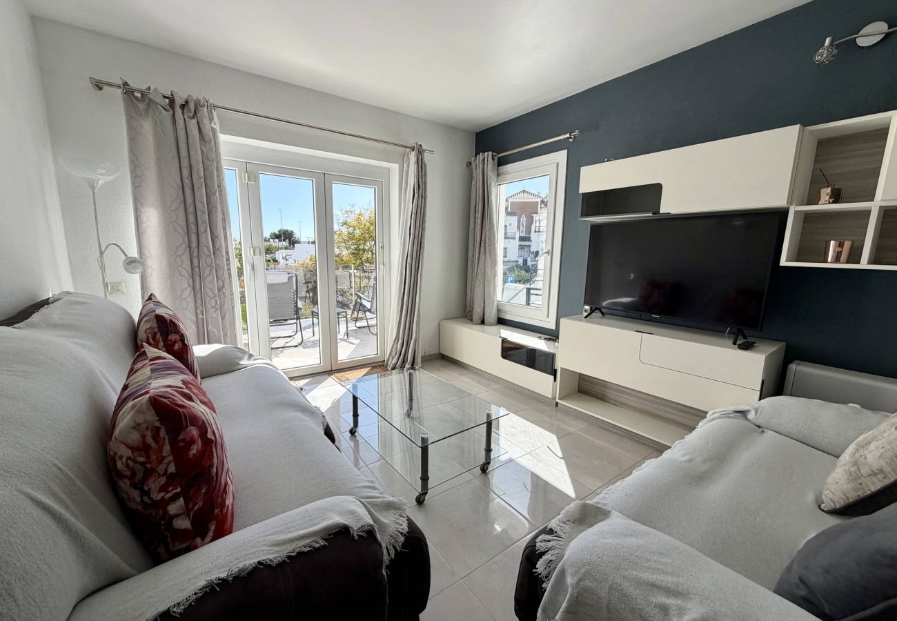 Appartamento a Nerja - Ferienwohnung Tropicana 6C in Nerja mit Meerblick