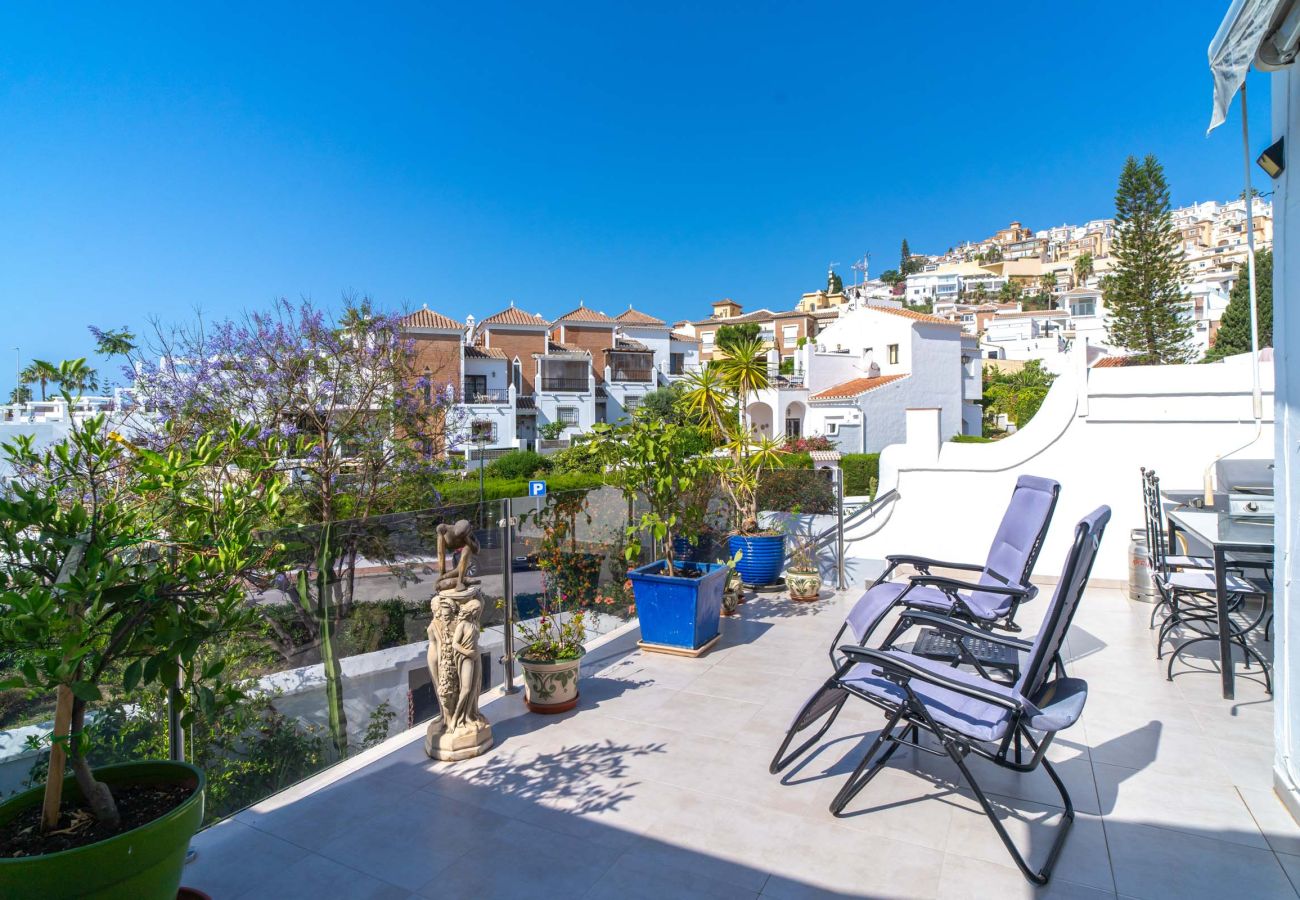 Appartamento a Nerja - Ferienwohnung Tropicana 6C in Nerja mit Meerblick