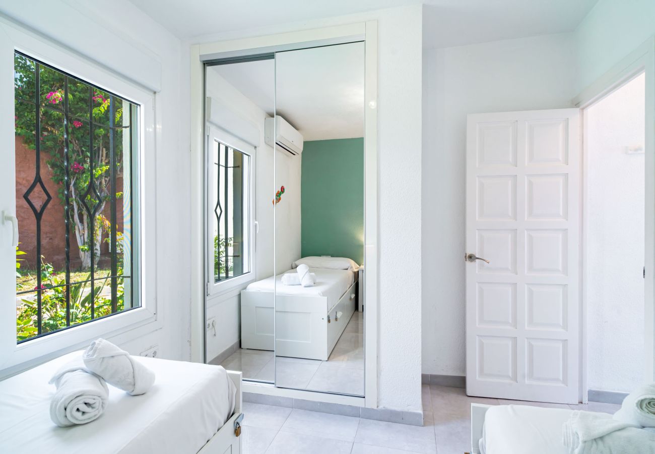 Appartamento a Nerja - Ferienwohnung Tropicana 6C in Nerja mit Meerblick
