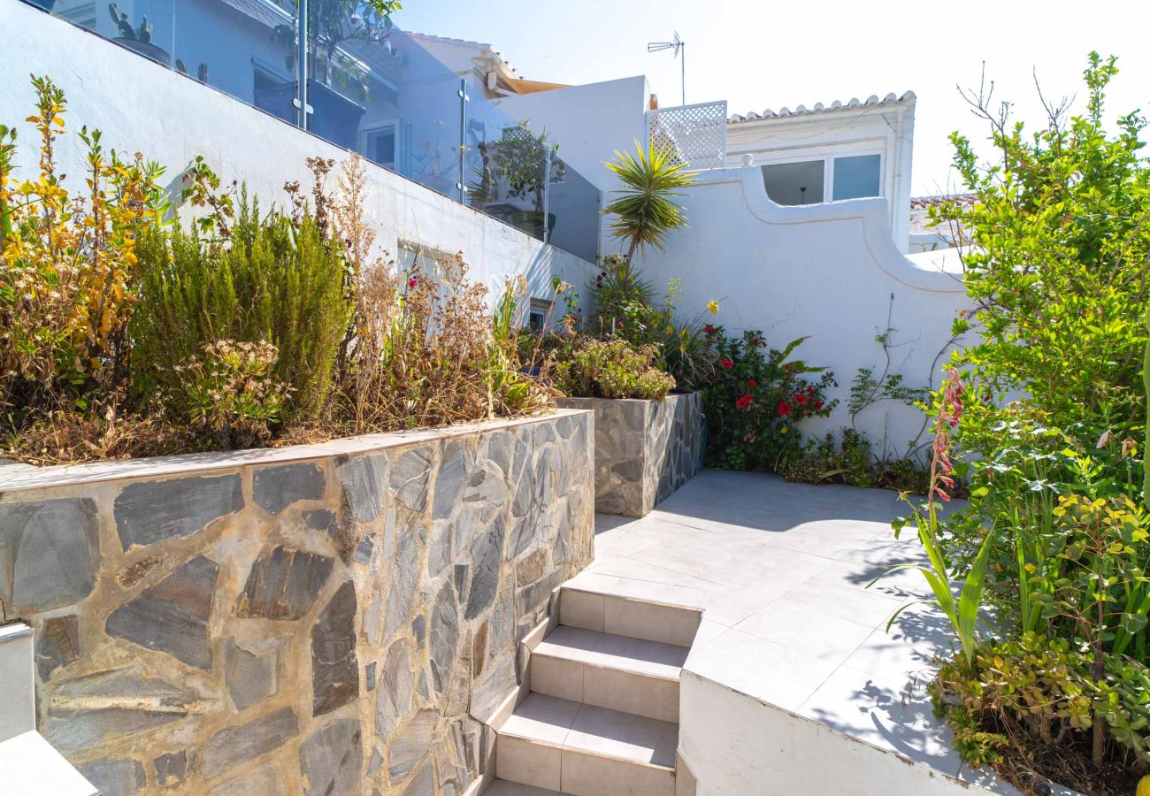 Appartamento a Nerja - Ferienwohnung Tropicana 6C in Nerja mit Meerblick