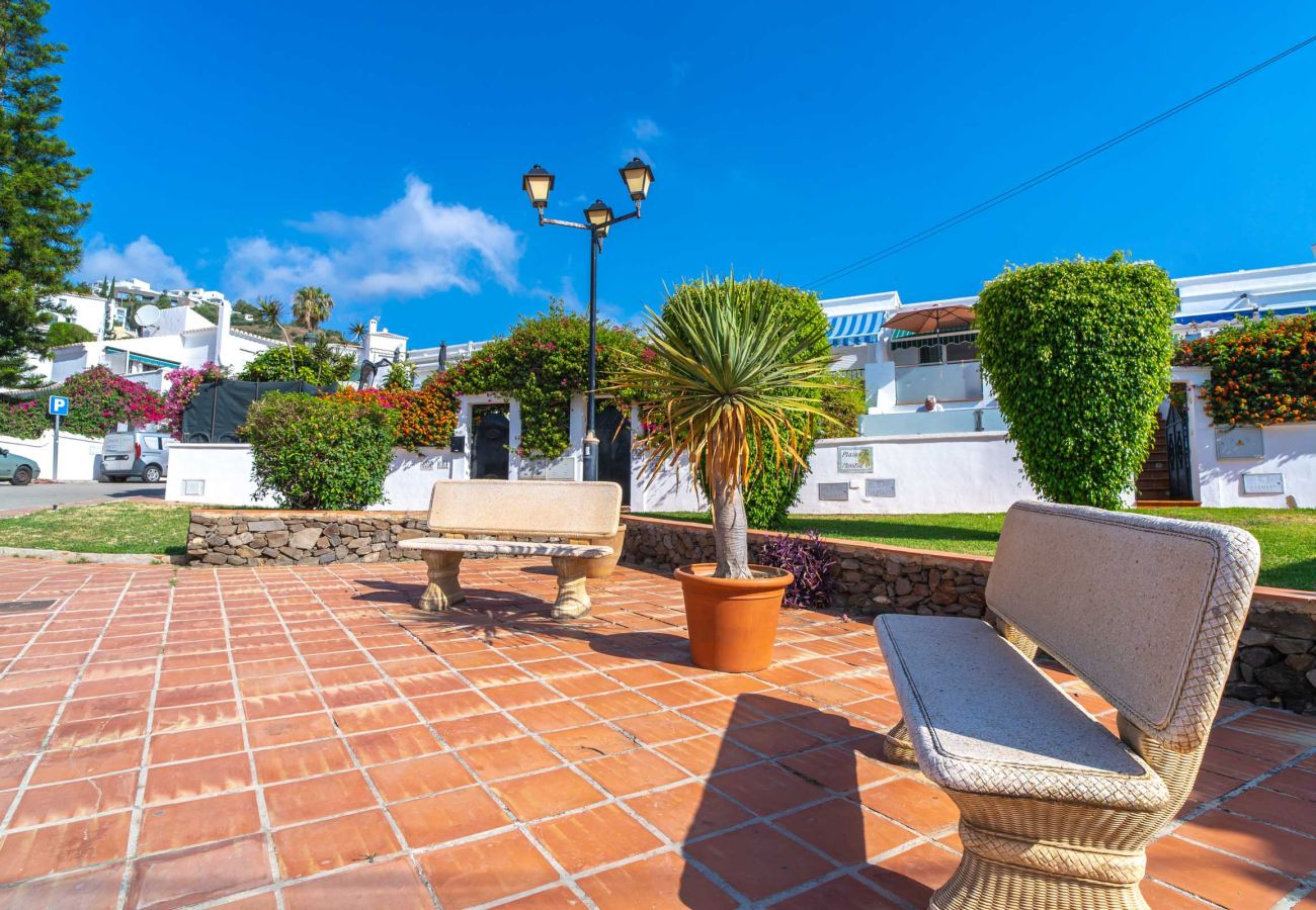 Appartamento a Nerja - Ferienwohnung Tropicana 6C in Nerja mit Meerblick