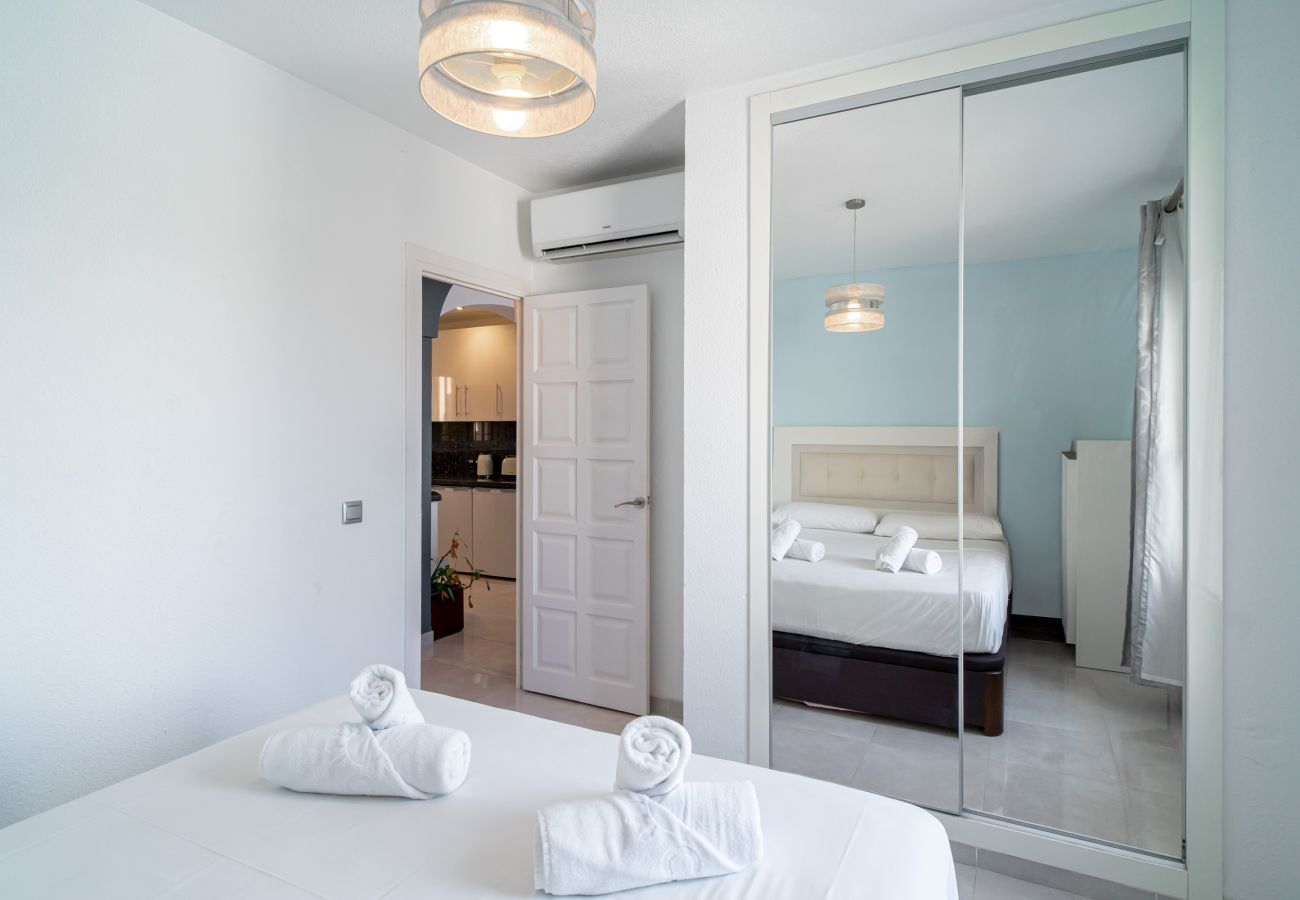 Appartamento a Nerja - Ferienwohnung Tropicana 6C in Nerja mit Meerblick