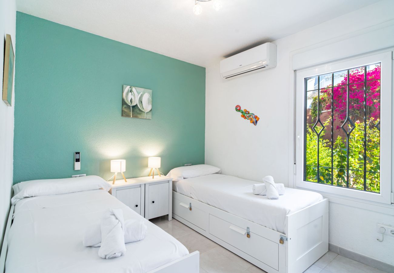 Appartamento a Nerja - Ferienwohnung Tropicana 6C in Nerja mit Meerblick