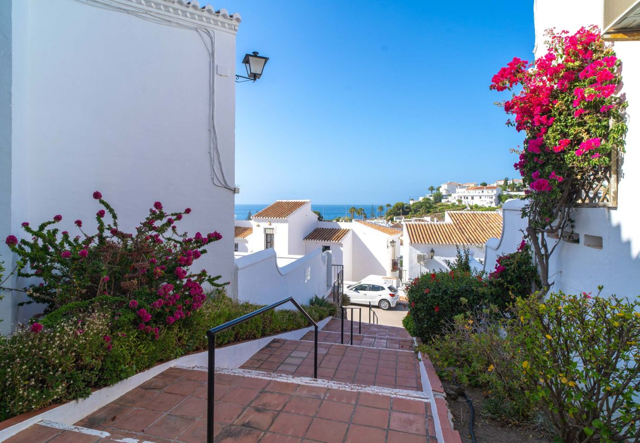 Appartamento a Nerja - Ferienwohnung Tropicana 6C in Nerja mit Meerblick