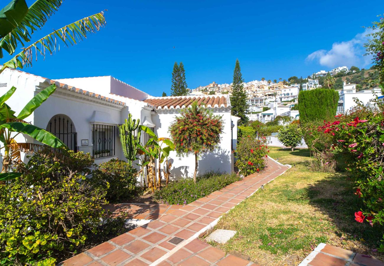 Appartamento a Nerja - Ferienwohnung Tropicana 6C in Nerja mit Meerblick