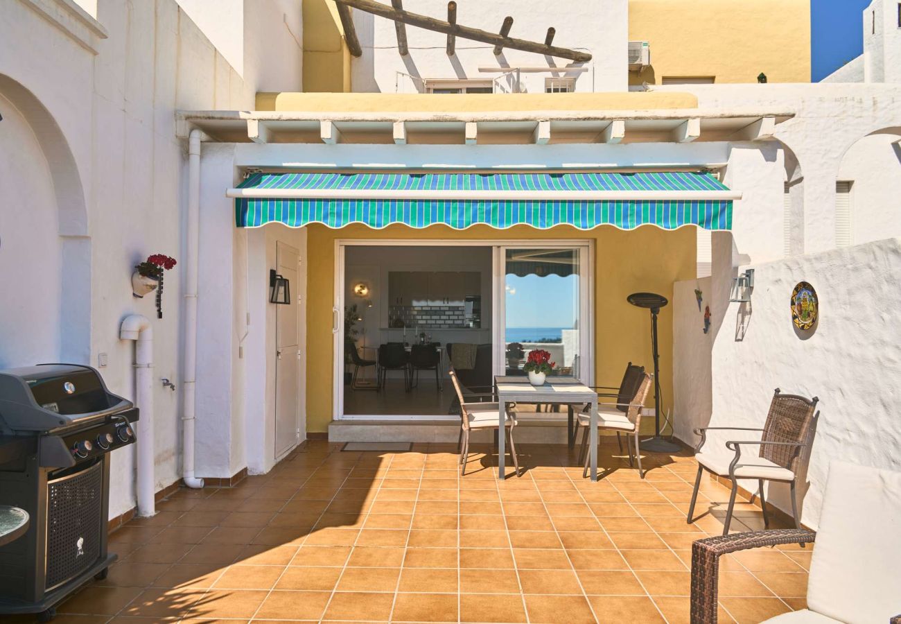 Casa a schiera a Nerja - Casablanca 9: Maisonette mit Terrassen auf mehreren Ebenen, Meerblick und Sonnenuntergang