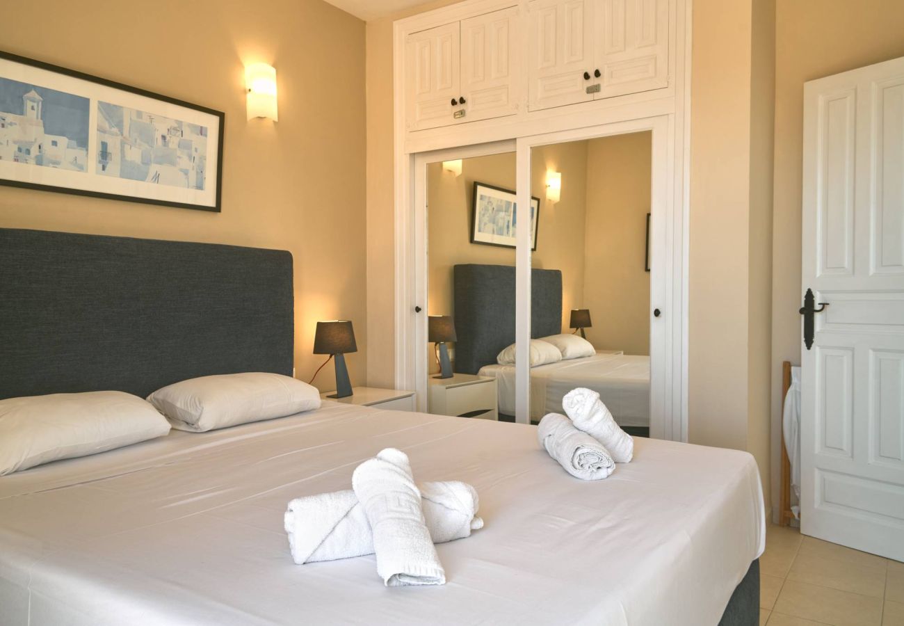 Casa a schiera a Nerja - Casablanca 9: Maisonette mit Terrassen auf mehreren Ebenen, Meerblick und Sonnenuntergang