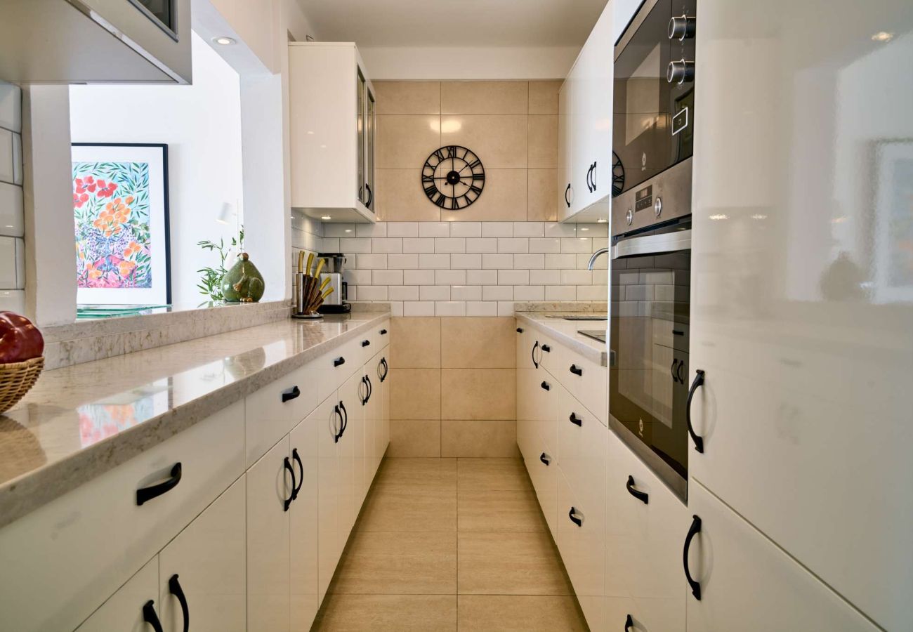 Casa a schiera a Nerja - Casablanca 9: Maisonette mit Terrassen auf mehreren Ebenen, Meerblick und Sonnenuntergang