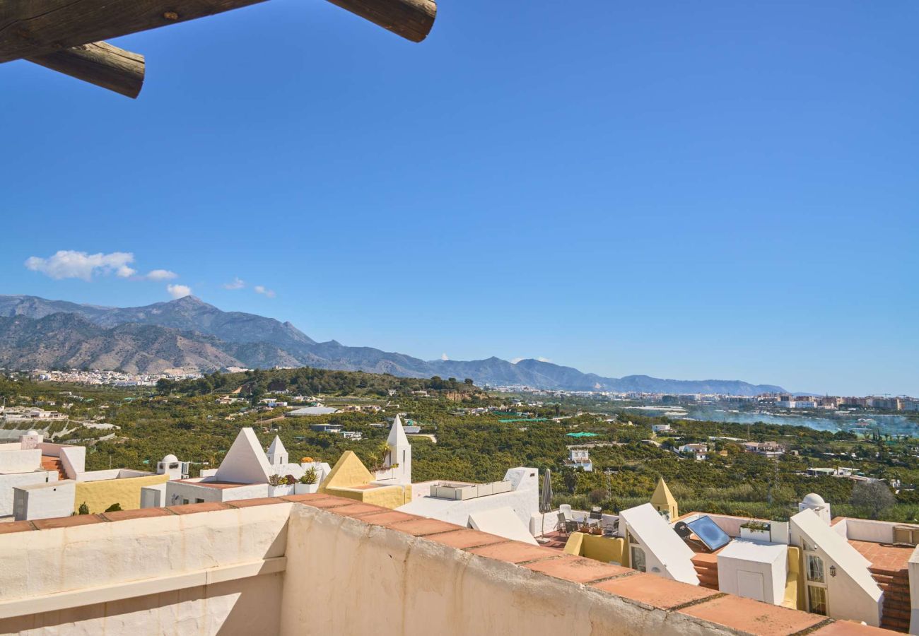 Casa a schiera a Nerja - Casablanca 9: Maisonette mit Terrassen auf mehreren Ebenen, Meerblick und Sonnenuntergang